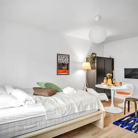 Design District W King Bed, Netflix, Tram And Bus Nearby Lägenhet